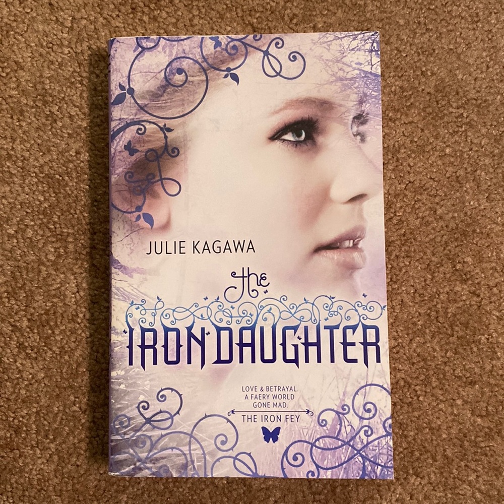 The Iron Daughter (paperback)